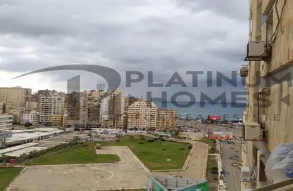 شقة - 2 غرف نوم - 1 حمام للايجار في شارع المشير احمد اسماعيل - مصطفي كامل - حي شرق - الاسكندرية