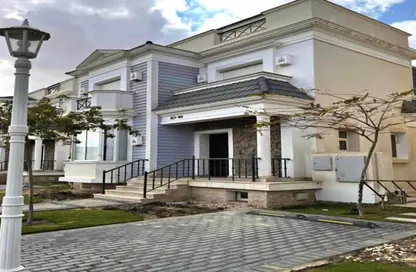 تاون هاوس - 3 غرف نوم - 4 حمامات للبيع في ماونتن فيو جيزة بلاتوه - الطريق الدائري - مدينة 6 أكتوبر - الجيزة