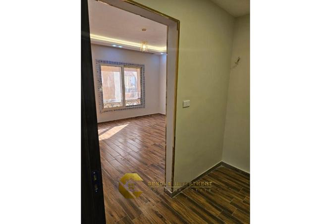 8046873 - Property Image 3