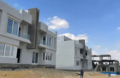 Apartment - 3 Bedrooms - 3 Bathrooms for sale in V Levels - Sheikh Zayed Compounds - Sheikh Zayed City - Giza