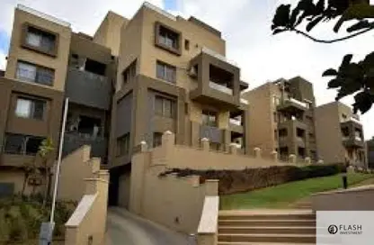Apartment - 2 Bedrooms - 2 Bathrooms for sale in Palm Hills Village Gate - South Investors Area - New Cairo City - Cairo