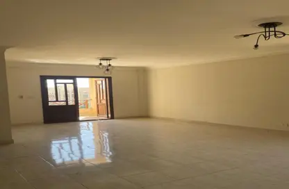 Apartment - 2 Bedrooms - 1 Bathroom for rent in El Rehab Extension - Al Rehab - New Cairo City - Cairo