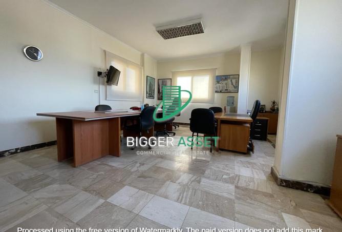 8303942 - Property Image 3
