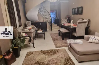 دوبلكس - 3 غرف نوم - 2 حمامات للبيع في شارع المروة - الحي الحادي عشر - الشيخ زايد - الجيزة