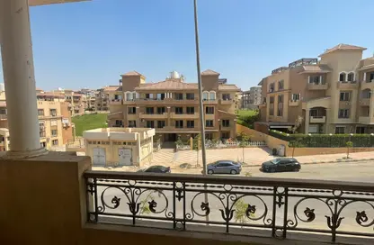 Apartment - 3 Bedrooms - 2 Bathrooms for sale in Al Khamayel city - Sheikh Zayed Compounds - Sheikh Zayed City - Giza
