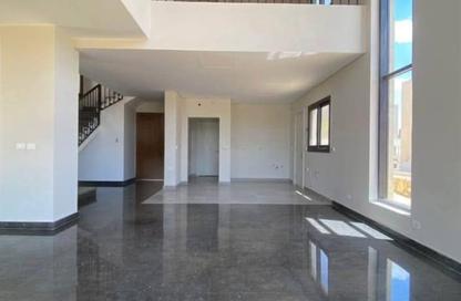 Villa - 6 Bedrooms - 7 Bathrooms for sale in O West - 6 October Compounds - 6 October City - Giza