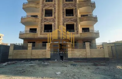 Apartment - 3 Bedrooms - 3 Bathrooms for sale in Bait Alwatan - New Obour City - Qalyubia