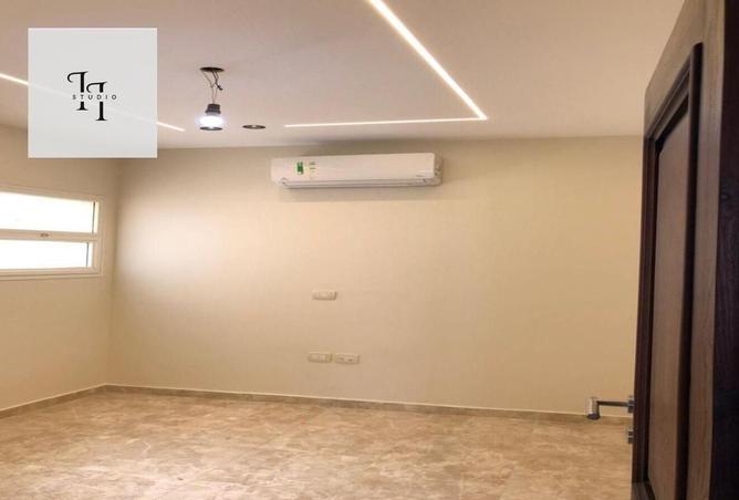 7894029 - Property Image 3