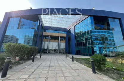 Office Space - Studio - 7+ Bathrooms for rent in One Ninety Mall - South Teseen St. - The 5th Settlement - New Cairo City - Cairo
