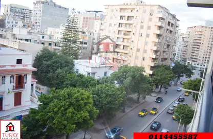 Apartment - 3 Bedrooms - 3 Bathrooms for sale in Abo Qir St. - Glim - Hay Sharq - Alexandria