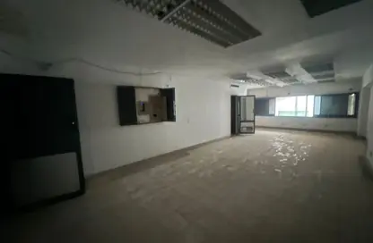 مساحات مكتبية - استوديو - 2 حمامات للبيع في شارع أحمد عرابي - المهندسين - الجيزة