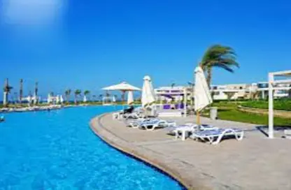 شاليه - 2 غرف نوم - 2 حمامات للبيع في مارسيليا بيتش 5 - راس الحكمة - الساحل الشمالي