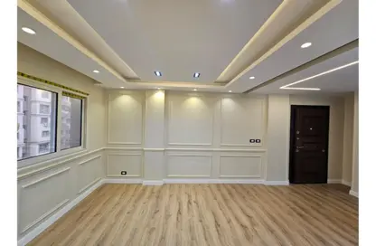 Apartment - 2 Bedrooms - 2 Bathrooms for sale in Madinaty - Cairo