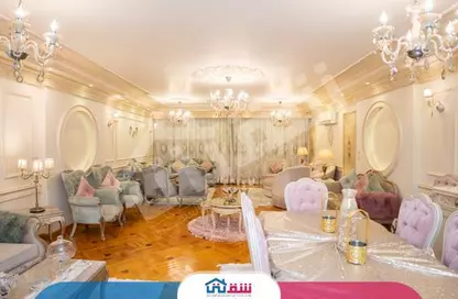 Apartment - 3 Bedrooms - 3 Bathrooms for sale in Abdel Salam Aref St. - Laurent - Hay Sharq - Alexandria