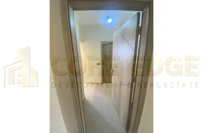 شقة - 3 غرف نوم - 3 حمامات للبيع في شارع المهندس احمد كمال حمدي - الحي السادس عشر - الشيخ زايد - الجيزة