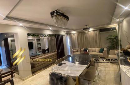 Apartment - 3 Bedrooms - 3 Bathrooms for sale in Janna - New Cairo City - Cairo