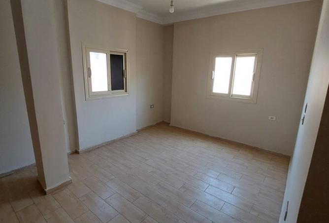 8405174 - Property Image 2