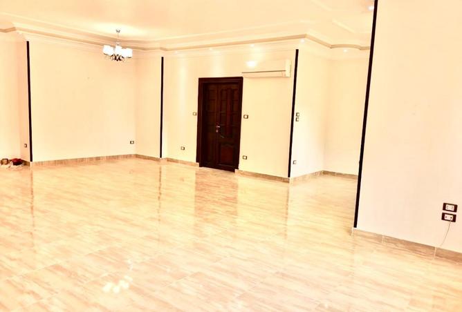8142445 - Property Image 3