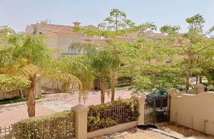 تاون هاوس - 3 غرف نوم - 3 حمامات للبيع في الباتيو 5 ايست - الباتيو - كمبوندات الشروق - مدينة الشروق - القاهرة