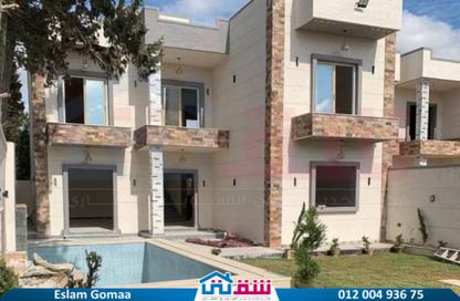 Villa - 4 Bedrooms - 4 Bathrooms for sale in Mehwar Al Taameer Road - King Mariout - Hay Al Amereyah - Alexandria