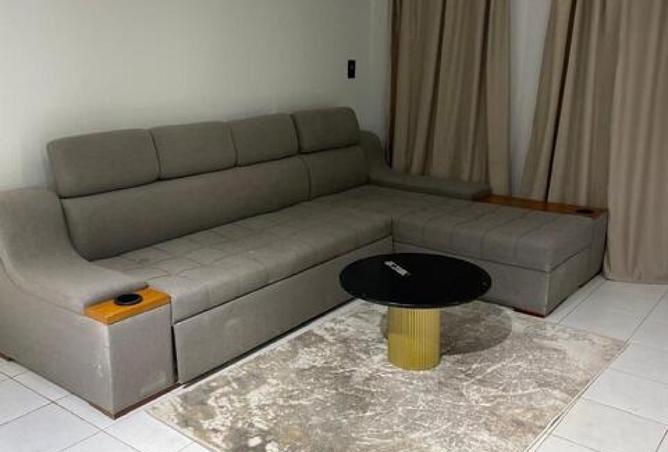 7933913 - Property Main Image
