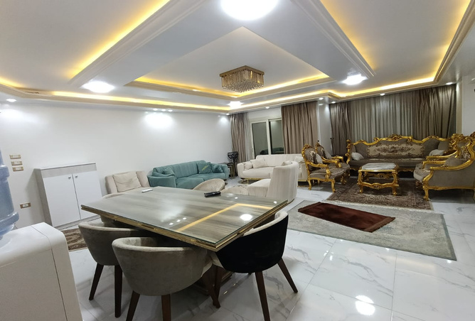 7989873 - Property Image 2