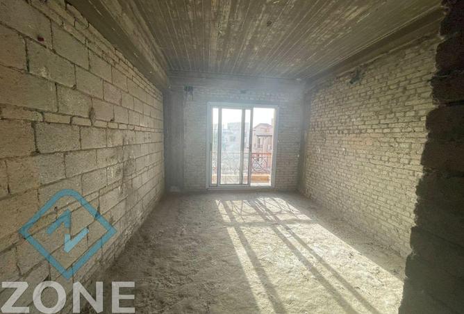 8387301 - Property Image 2