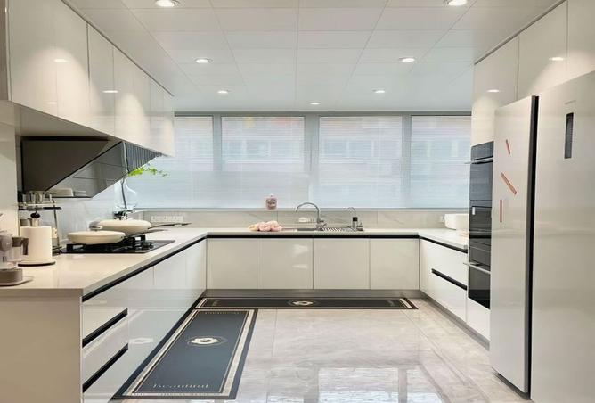 8024689 - Property Image 3