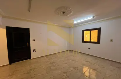 Apartment - 2 Bedrooms - 1 Bathroom for rent in Al Hay Al Thalith St. - 3rd District - 6 October City - Giza