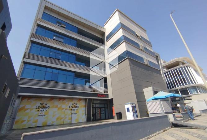 8259555 - صورة العقار 3