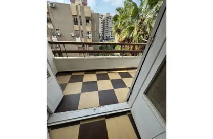 شقة - 2 غرف نوم - 1 حمام للايجار في شارع حسن مامون - المنطقة السادسة - مدينة نصر - القاهرة