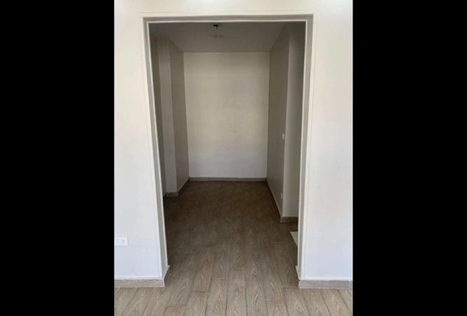 8232313 - Property Image 2