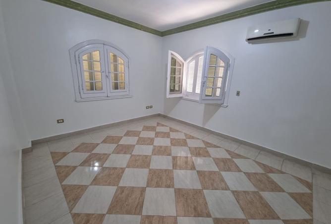 8304897 - Property Image 3