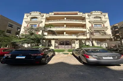Apartment - 3 Bedrooms - 2 Bathrooms for sale in American University Housing District - 5th Settlement Compounds - The 5th Settlement - New Cairo City - Cairo