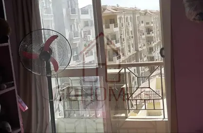 شقة - 2 غرف نوم - 1 حمام للبيع في الهضبة الوسطي - المقطم - القاهرة