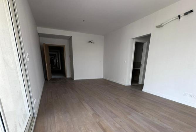 8012074 - Property Image 2
