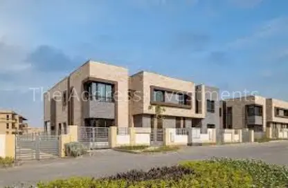 Villa - 4 Bedrooms - 4 Bathrooms for sale in Taj City - 5th Settlement Compounds - The 5th Settlement - New Cairo City - Cairo