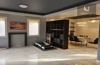 Villa - 3 Bedrooms - 5 Bathrooms for sale in Mivida - 5th Settlement Compounds - The 5th Settlement - New Cairo City - Cairo