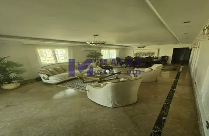 Apartment - 5 Bedrooms - 3 Bathrooms for sale in Al Shouyfat - 5th Settlement Compounds - The 5th Settlement - New Cairo City - Cairo