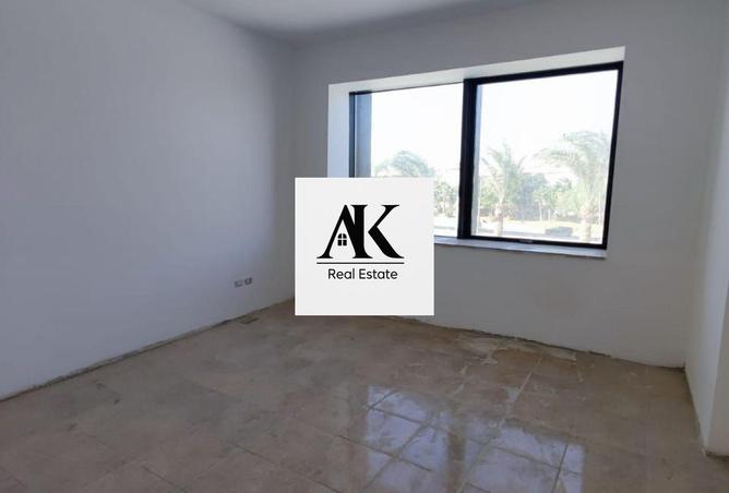 8315527 - Property Image 3