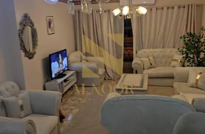 Apartment - 3 Bedrooms - 2 Bathrooms for rent in Al Khamayel city - Sheikh Zayed Compounds - Sheikh Zayed City - Giza