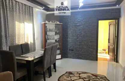 Apartment - 3 Bedrooms - 1 Bathroom for rent in 16th District - Sheikh Zayed City - Giza