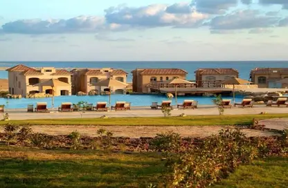 (بنتهاوس  (روف - 3 غرف نوم - 3 حمامات للبيع في تلال العلمين - سيدي عبد الرحمن - الساحل الشمالي
