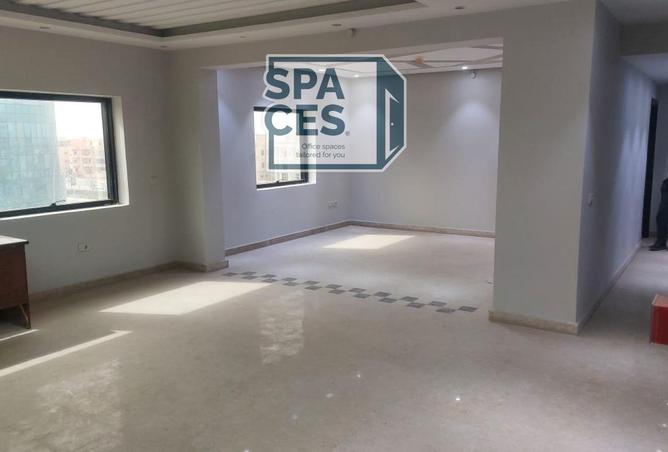 8080077 - Property Image 2