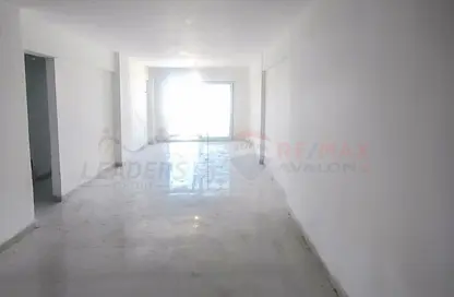 شقة - 2 غرف نوم - 1 حمام للبيع في سموحة الجديدة - سموحة - حي شرق - الاسكندرية