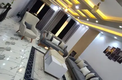 شقة - 3 غرف نوم - 2 حمامات للايجار في المهندسين - الجيزة