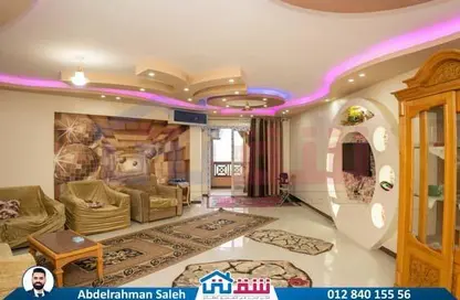 شقة - 3 غرف نوم - 3 حمامات للبيع في شارع الملك حفني - العصافرة - حي ثان المنتزة - الاسكندرية