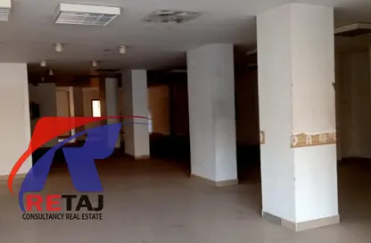 Full Floor - Studio - 2 Bathrooms for sale in Hassan Ma'moon St. - 6th Zone - Nasr City - Cairo