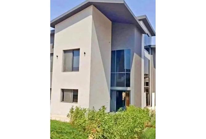 8168004 - Property Image 2