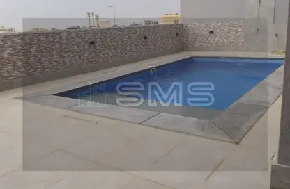 (بنتهاوس  (روف - 4 غرف نوم - 4 حمامات للايجار في غرب الجولف - كمبوندات القطامية - القطامية - مدينة القاهرة الجديدة - القاهرة